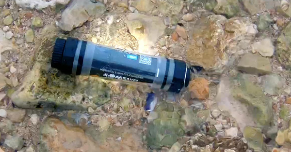 компактный подводный фонарь IP68